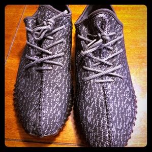Yeezy 350 **replicas